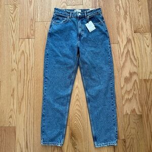 NWT Zara women’s Classic mom fit jeans